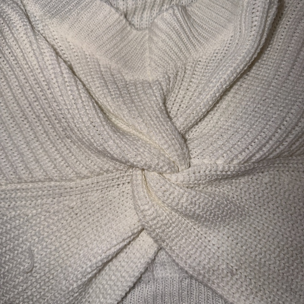 Mystique BoutiqueWomen's White Knit Cropped Sweater - Picture 3 of 3